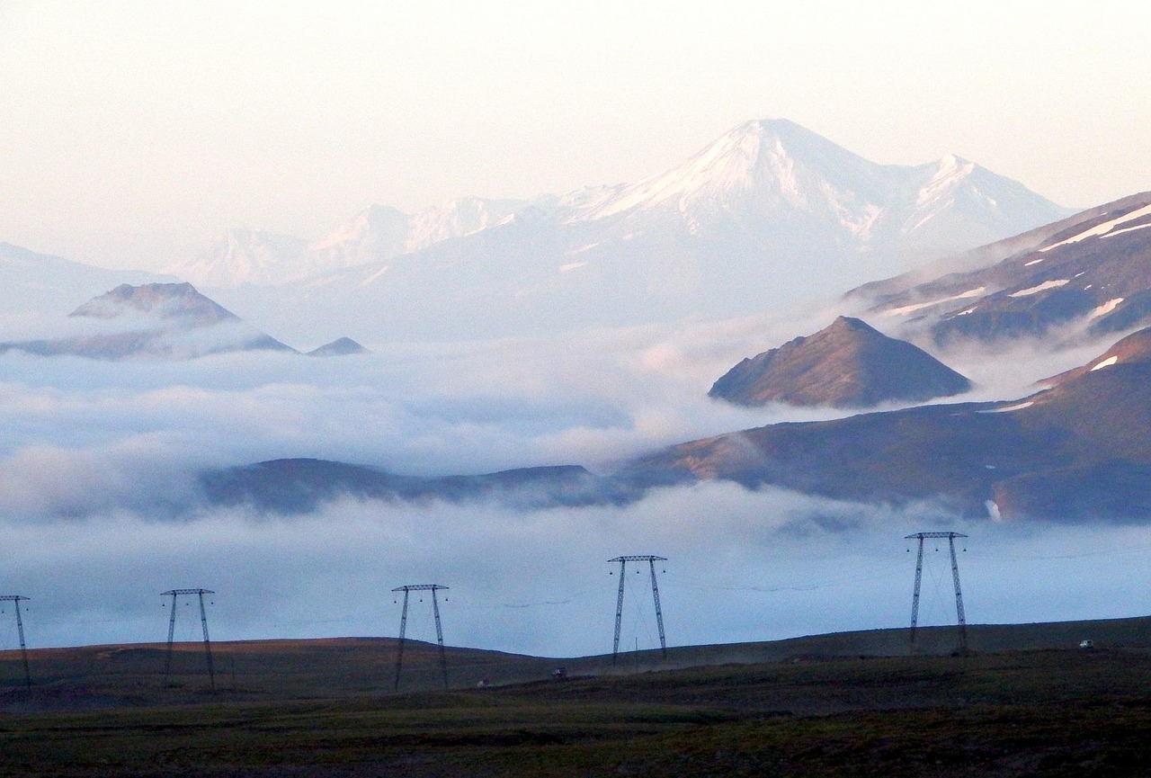 世界特别高的山峰前十名2025最新排名前十名榜单出炉