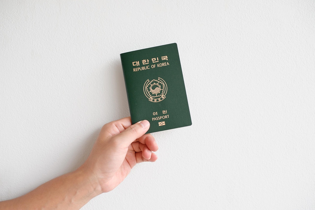 世界家族财富排行榜2025近期排名前十名分析