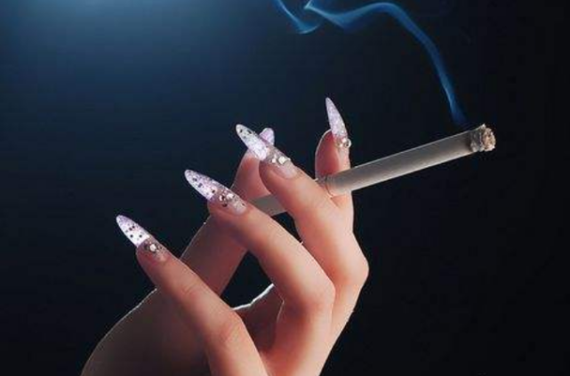 新手抽烟抽什么牌子好女生 适合新手抽的女士烟