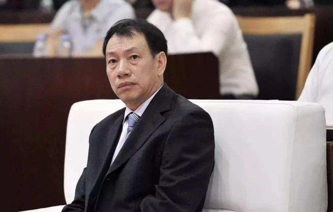 烟草培育到非烟运营有何区别 目前烟草行业的市场情况分析